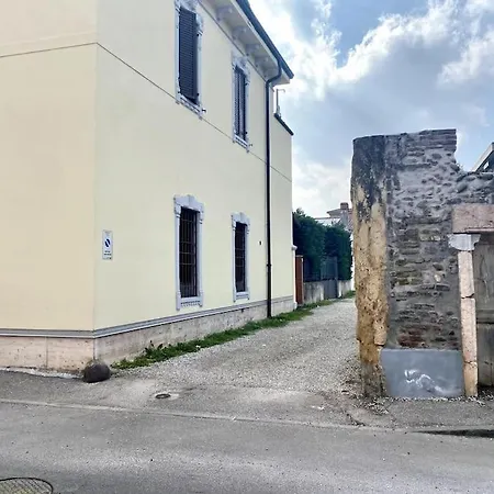 Zona Fiera A 10 Minuti Dal Centro Con Parcheggio Lejlighed