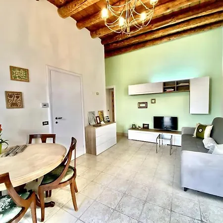 Apartment Zona Fiera A 10 Minuti Dal Centro Con Parcheggio Verona